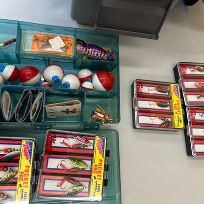 Lot 1383 fishing gear, Rubbermaid, tacklebox, and net