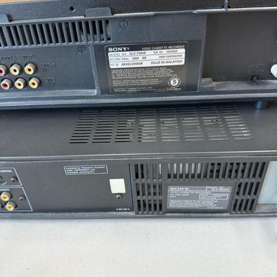 Lot 1386 two Sony, VHS players