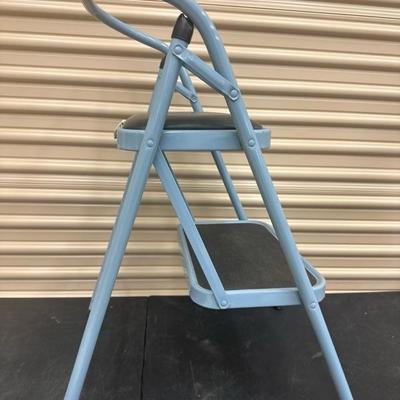 Lot 1431 step stool