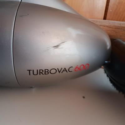 TurboVac 600 hand vacuum and Hamilton Beach Clothes Iron - like new!