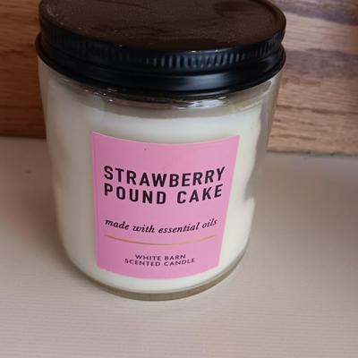 Miniature Skeeterlog Chiminea with three new scented bed bath & Beyond candles