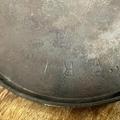 Erie cast iron griddle