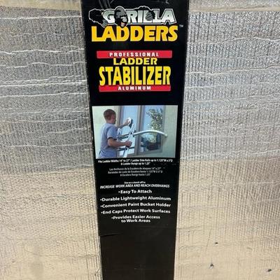 Lot 1434 Ladder Stabilizer