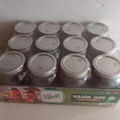 12 Pint 16-ounce Mason Jars BRAND NEW canning jars