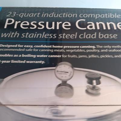 BRAND NEW Presto 23-Quart Pressure canner