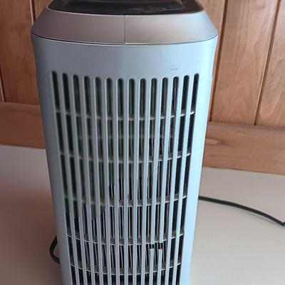 Working Dayton Hepa air cleaner