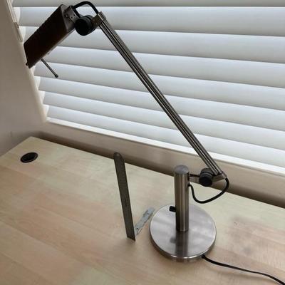 Lot 1071 desk lamp