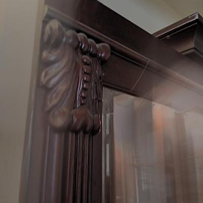 Pulaski Furniture 2 way sliding door curio cabinet.