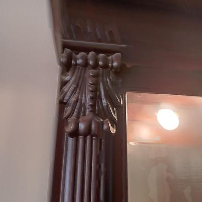 Pulaski Furniture 2 way sliding door curio cabinet.