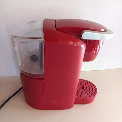 Red Keurig automatic coffee maker K Cup