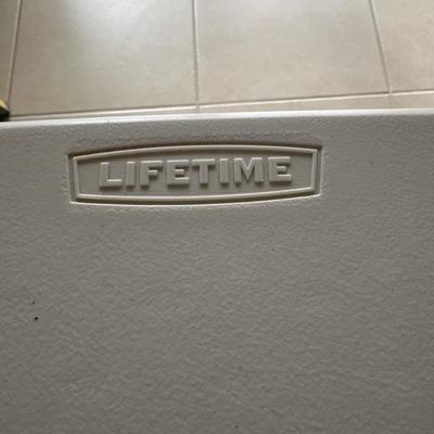 Lot 1439 lifetime small folding table