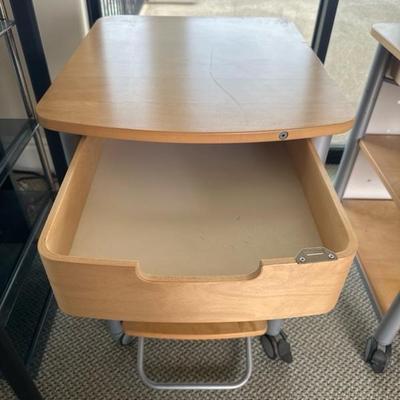 Lot 1441 Computer table