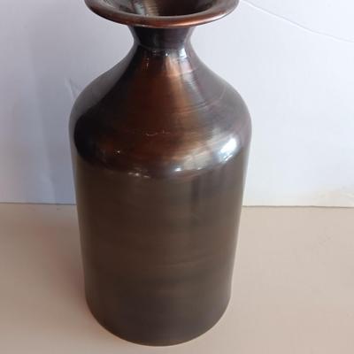 Metal medium copper case with Iron Rustic Ornate Candelabra 5 Tier centerpiece