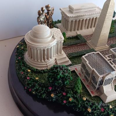 Collectible Washington DC - U.S. Landmarks Model Desktop Figurine - souvenir