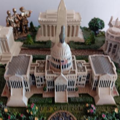 Collectible Washington DC - U.S. Landmarks Model Desktop Figurine - souvenir