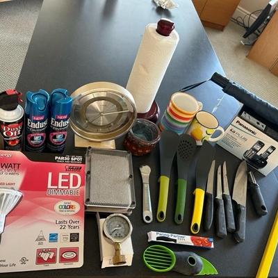 Lot 932 misc items