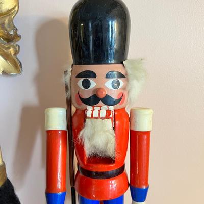 Vintage Contemporary Nutcracker Christmas Figurine Lot