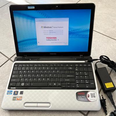 Toshiba Laptop Computer