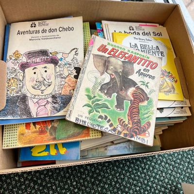 2 Box Lot Vintage Spanish Kids Books