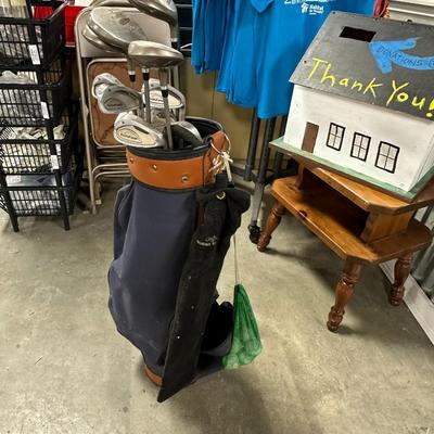 Golf bag and clubs