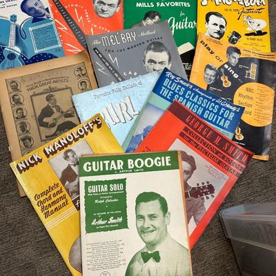 Lot of music books / Guitar / vintage