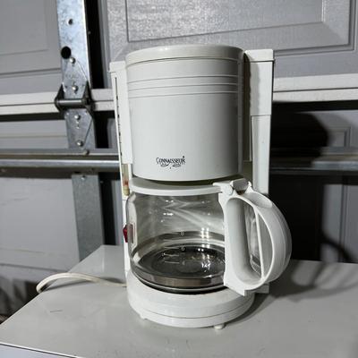 LOT 37G: Kitchen Appliances - Crockpot, Microwave, Grill & More