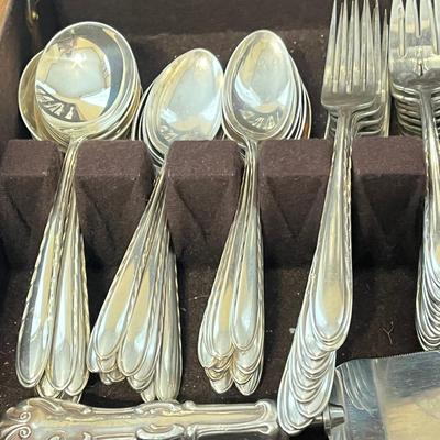 LOT 81L: Towle Silver Flutes Silverware Set + Extras in Case