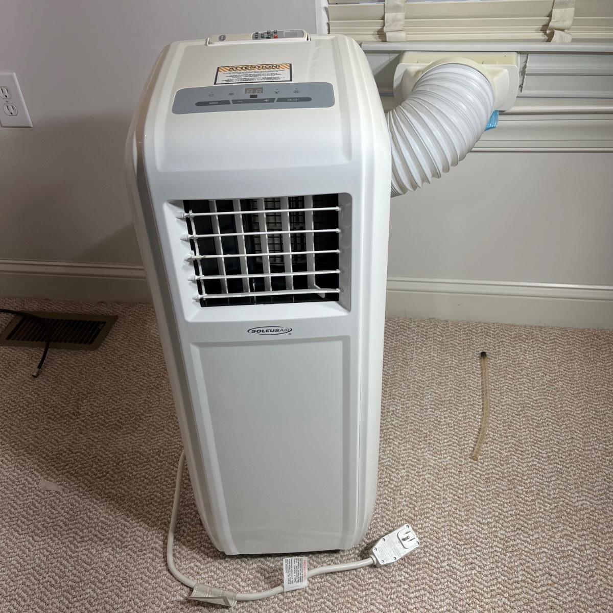 LOT 100B Soleus Air Portable Air Conditioner with Vent Kit and Remote