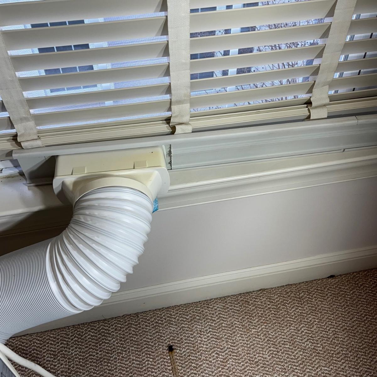 LOT 100B Soleus Air Portable Air Conditioner with Vent Kit and Remote