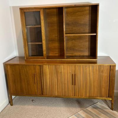 LOT 106C: Mid Century Modern Vintage Furnette Cabinet with Hutch