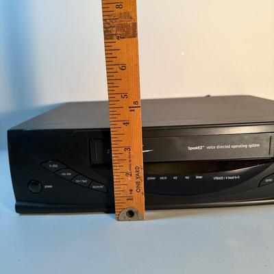LOT 131G: Zenith Stereo Video Recorder VRB420