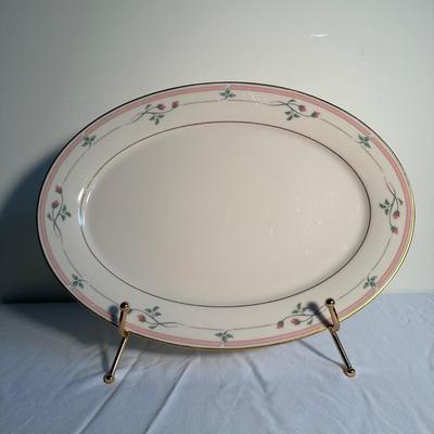 LOT 137D: Vintage Lenox Rose Manor Pink Tableware Set