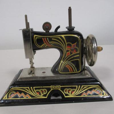 Casige Mini Sewing Machine Model 1015 Made In Germany British Zone