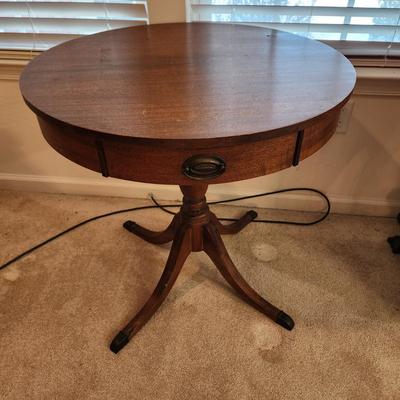 Vintage Drum Table with drawer 28