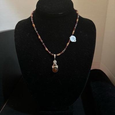 Lot 1056 925 necklace