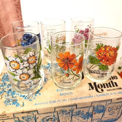 Lot #79 Brockway "Flower of the Month" Glass set in original box