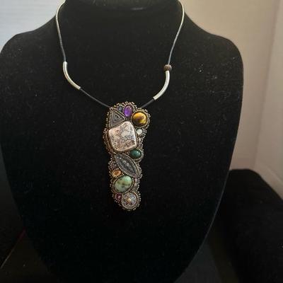 Lot 950 free spirit necklace
