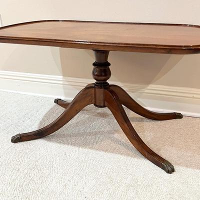 Solid Wood Clawfoot Pedestal Table ~ *Read Details