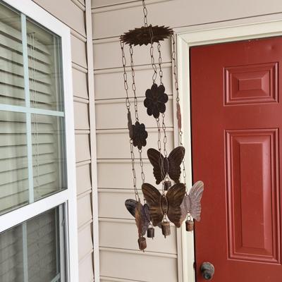 2 Large Wind Chimes 1 tubes 1 metal Butterflies & Flower