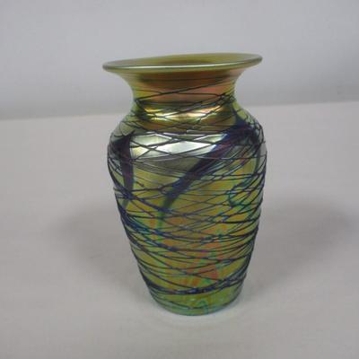 1981 Correia Art Glass Vase #VCUG3.81/3