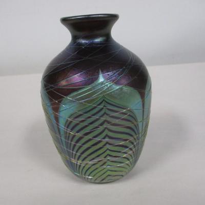 1981 Correia Art Glass Vase #VCBWB.!.
