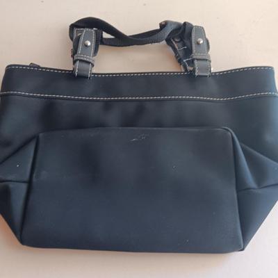 Black Kenneth Cole purse