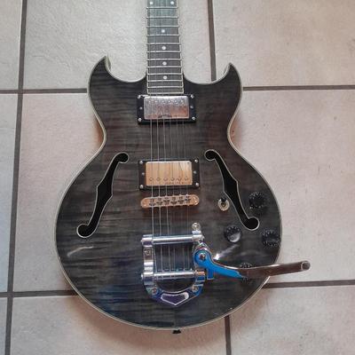 IYV Double-Cut Semi-Hollow Electric Guitar 6 String electric guitar