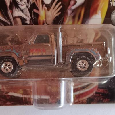 new in Package - Johnny Lightning KISS Die cast Adult collectible Truck