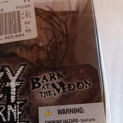 New in package - Ozzy Osbourne Bark at the Moon - SPAWN CO.