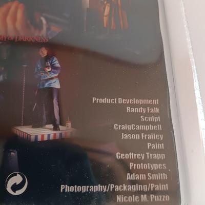 New in package - Cult Classics seres 6 Army of Darkness S-MART ASH figure