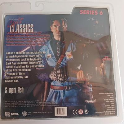 New in package - Cult Classics seres 6 Army of Darkness S-MART ASH figure