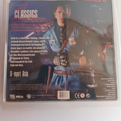 New in package - Cult Classics seres 6 Army of Darkness S-MART ASH figure