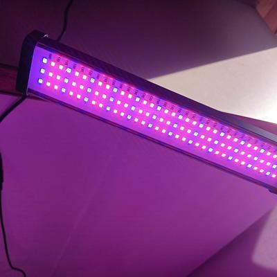 4 arm adjustable LED Plant grow light with tripod.