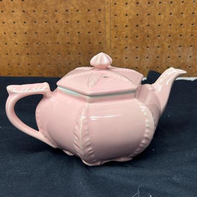 Vintage Pink Hallâ€™s Tea Pot. w/ Starfish